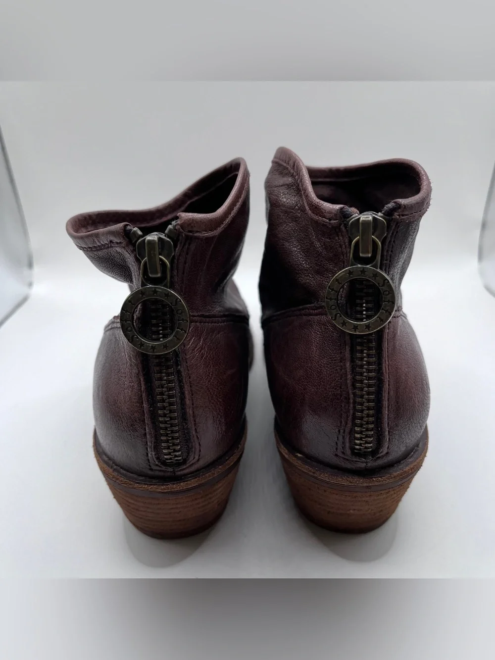 Sofft Aisley Ankle Booties size 6M boots leather